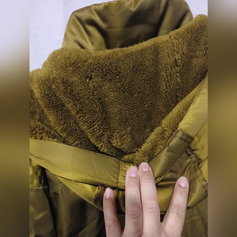 Universal Thread Metallic Gold Puffer Jacket - image 3